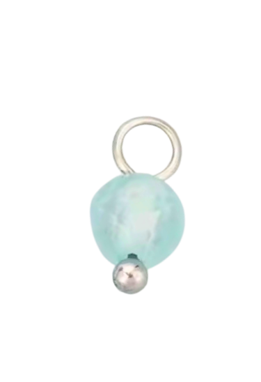 Blue bead in silver