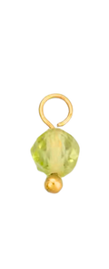 Green bead in gold